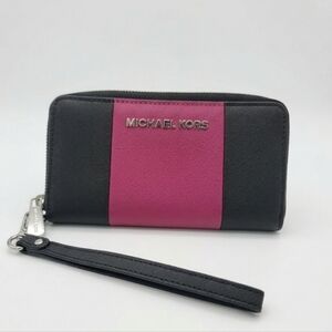 Michael Kors Jet Set Center Stripe Leather Wallet